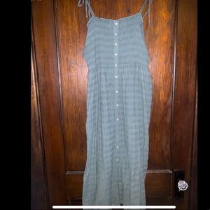 American Eagle picnic dress